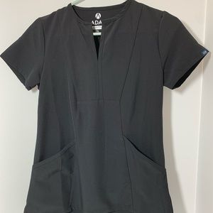 Women’s Adar Scrub Top
